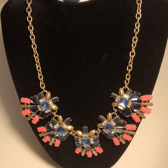 J Crew Necklace - Picture 5 of 10